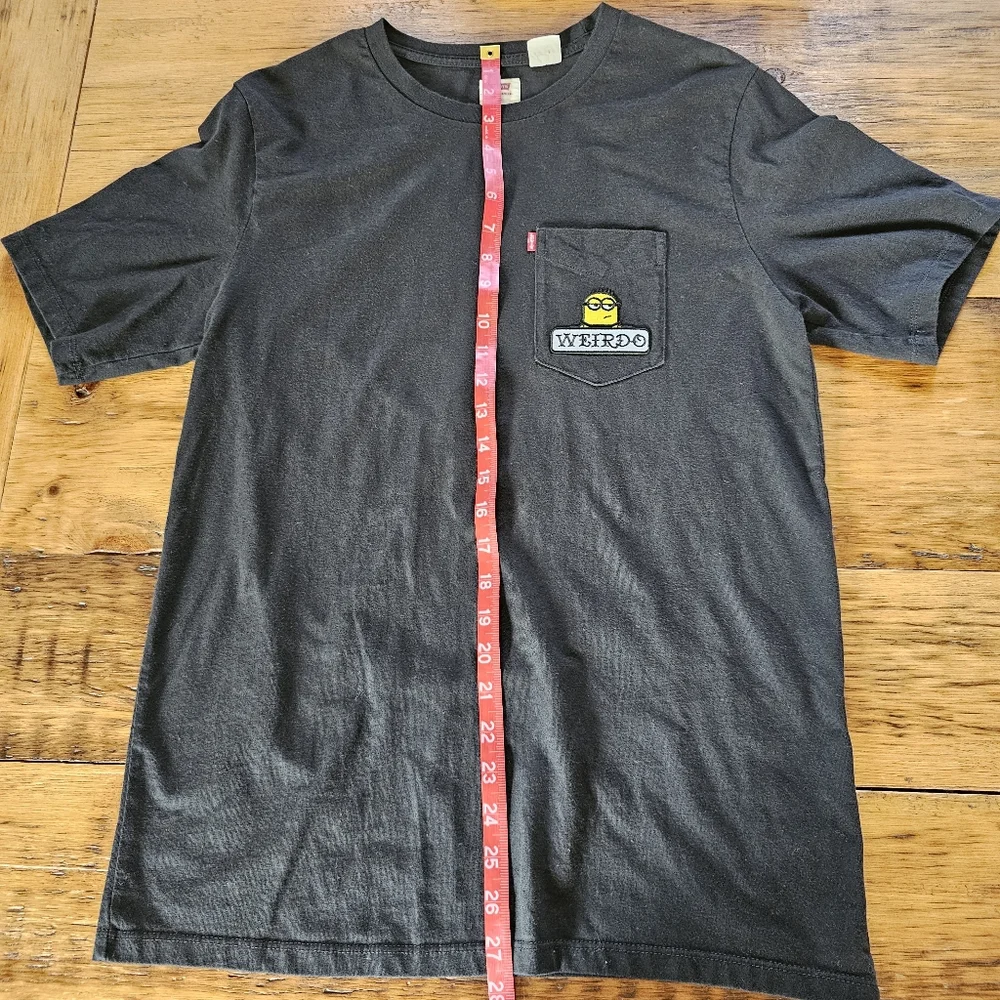 Levi's Black Cotton Pocket T Shirt Minion Weirdo Size S